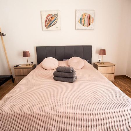 Explore Greece From Comfortable City Centre Apartment Chalkida Exterior foto