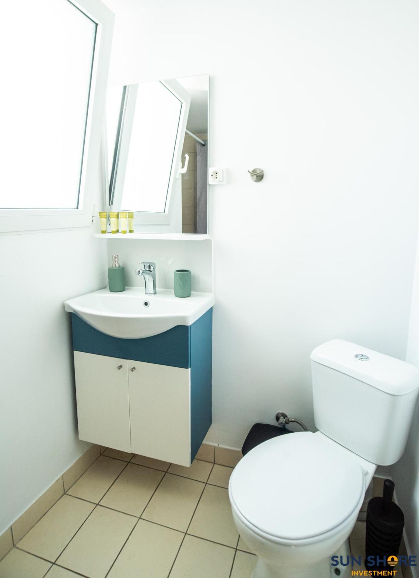 Explore Greece From Comfortable City Centre Apartment Chalkida Exterior foto
